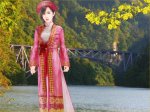 áo đỏ cổ truyền bên giòng sông